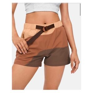 Outdoor Voices RecTrek shorts in Zion-size M